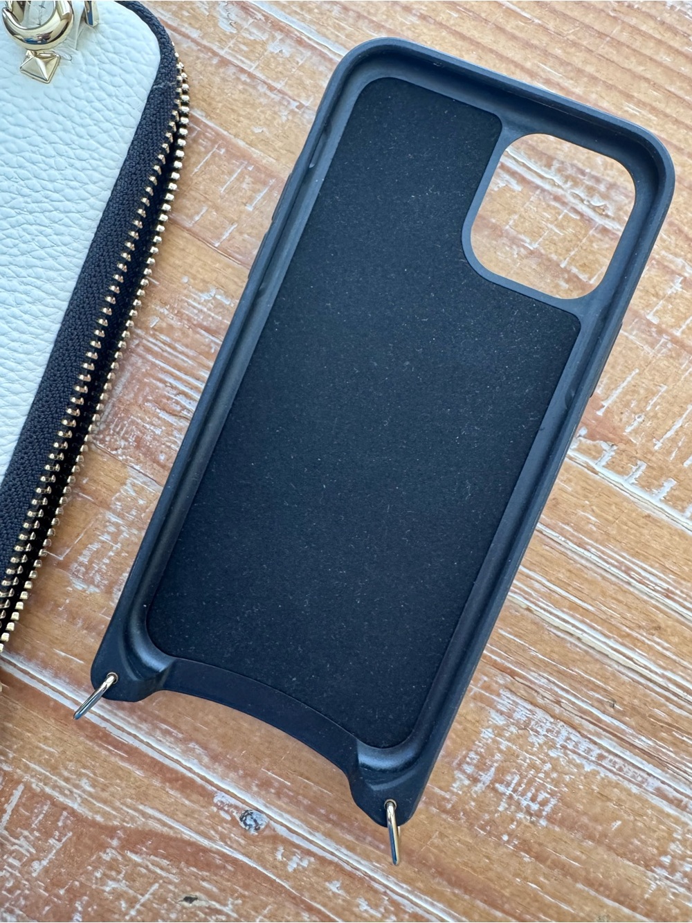 Bandolier Cream Textured Leather Wallet Phone Case with Snap Pocket - Picture 5 of 7